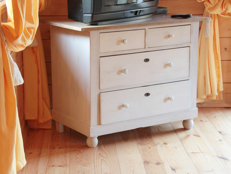 Turn Your Old Pots and Pans into Something Useful Through Recycling